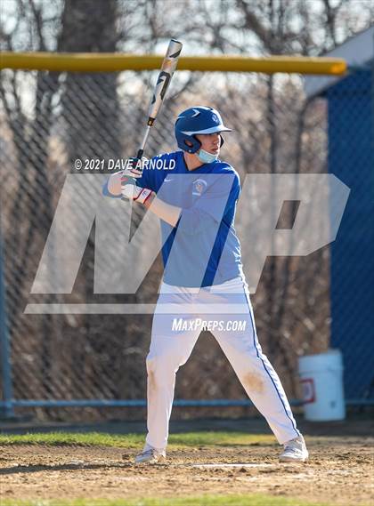 Thumbnail 1 in Oyster River @ Winnacunnet (Scrimmage) photogallery.