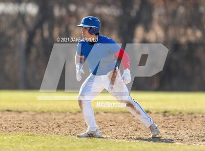 Thumbnail 3 in Oyster River @ Winnacunnet (Scrimmage) photogallery.