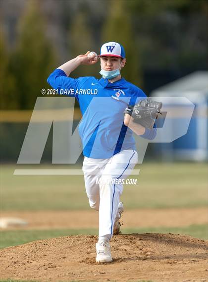 Thumbnail 3 in Oyster River @ Winnacunnet (Scrimmage) photogallery.
