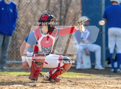 Thumbnail 3 in Oyster River @ Winnacunnet (Scrimmage) photogallery.