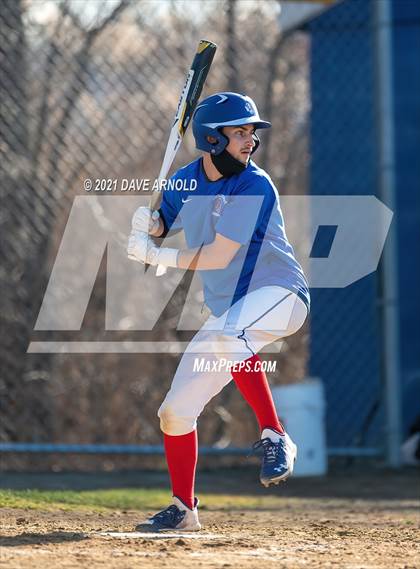 Thumbnail 2 in Oyster River @ Winnacunnet (Scrimmage) photogallery.
