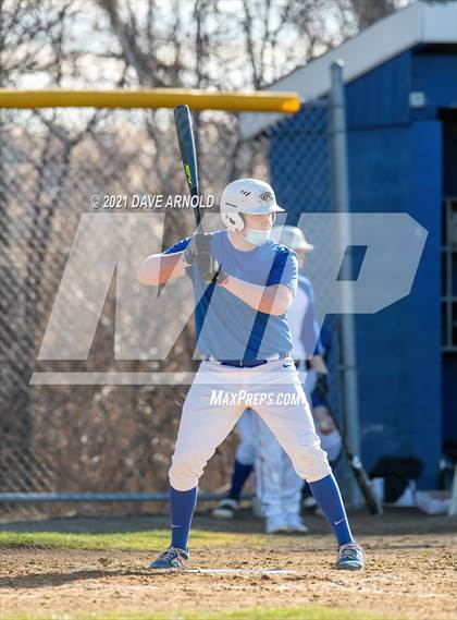 Thumbnail 1 in Oyster River @ Winnacunnet (Scrimmage) photogallery.