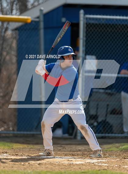 Thumbnail 1 in Oyster River @ Winnacunnet (Scrimmage) photogallery.