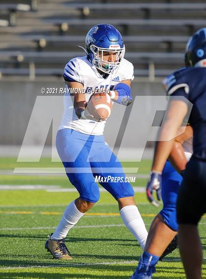 Thumbnail 3 in Madera @ Bullard photogallery.