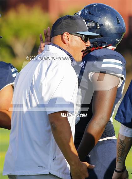 Thumbnail 2 in Madera @ Bullard photogallery.