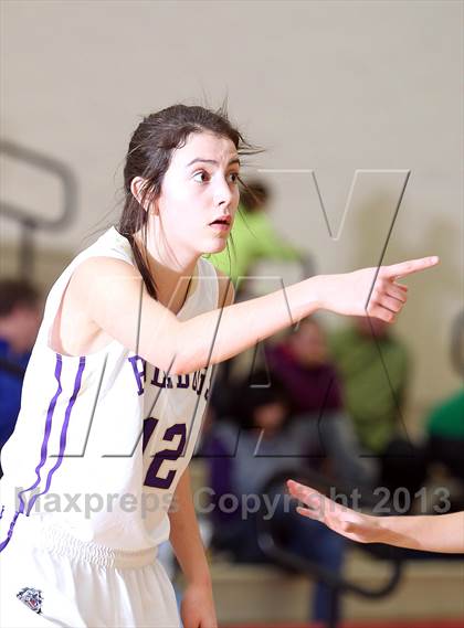Thumbnail 3 in Hermiston vs West Salem (Nike Interstate Shootout) photogallery.