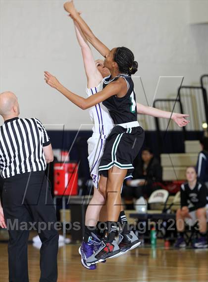 Thumbnail 1 in Hermiston vs West Salem (Nike Interstate Shootout) photogallery.