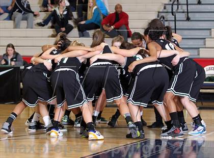 Thumbnail 1 in Hermiston vs West Salem (Nike Interstate Shootout) photogallery.