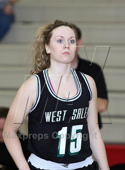 Thumbnail 3 in Hermiston vs West Salem (Nike Interstate Shootout) photogallery.