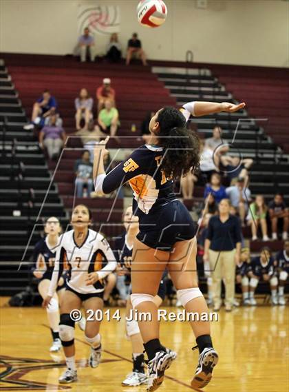 Thumbnail 1 in Stony Point @ Rouse photogallery.