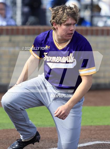 Thumbnail 1 in Grand Saline vs Farmersville photogallery.