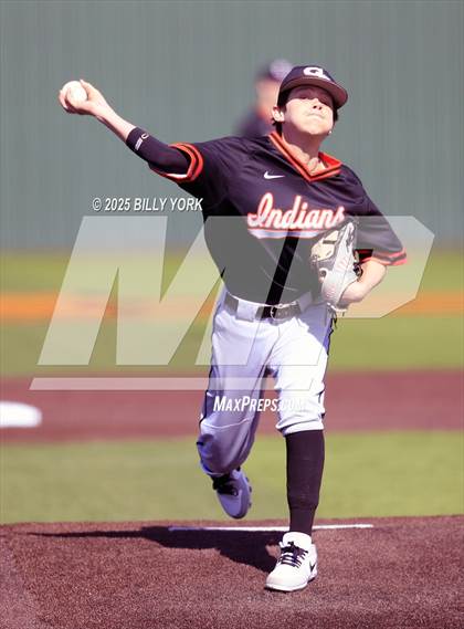 Thumbnail 2 in Grand Saline vs Farmersville photogallery.