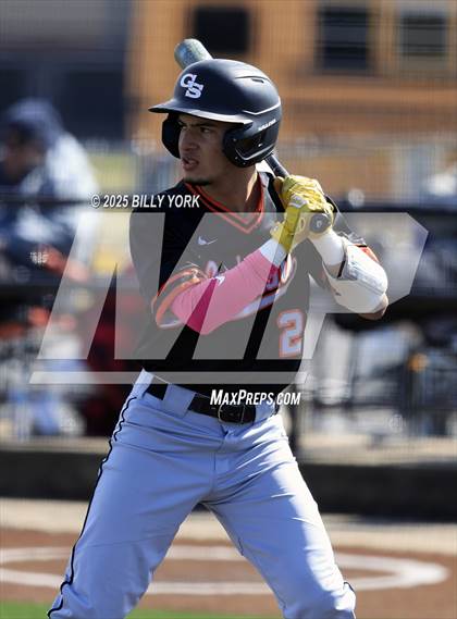 Thumbnail 3 in Grand Saline vs Farmersville photogallery.