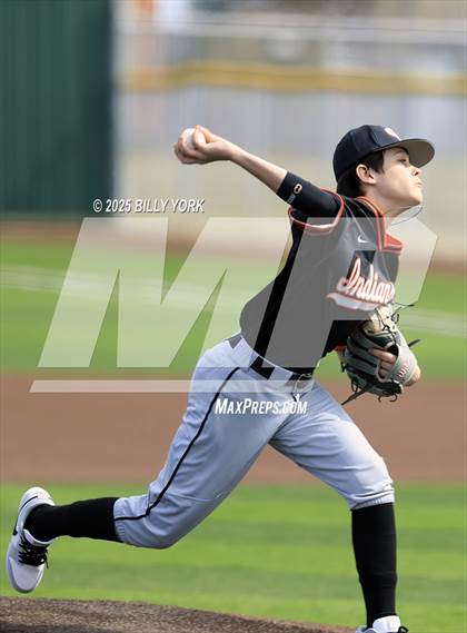 Thumbnail 2 in Grand Saline vs Farmersville photogallery.