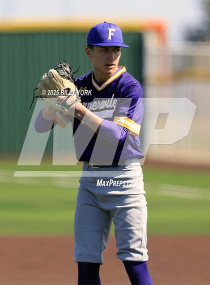 Thumbnail 2 in Grand Saline vs Farmersville photogallery.