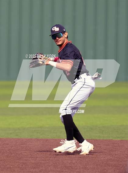 Thumbnail 3 in Grand Saline vs Farmersville photogallery.