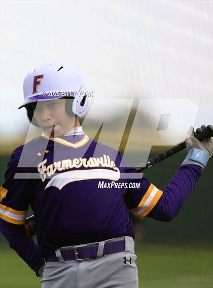 Thumbnail 1 in Grand Saline vs Farmersville photogallery.