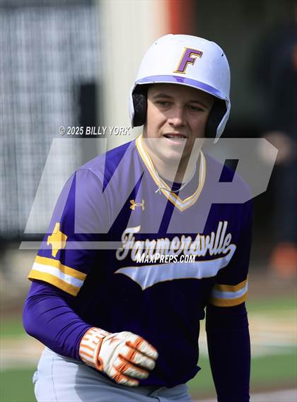 Thumbnail 2 in Grand Saline vs Farmersville photogallery.