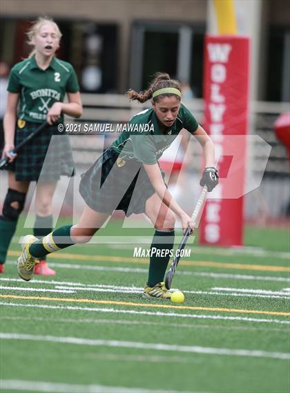 Thumbnail 1 in  Bonita @ Harvard-Westlake photogallery.