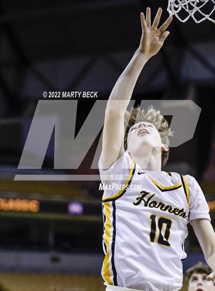 Thumbnail 3 in Park Hills Central vs Fulton (Norm Stewart Classic) photogallery.