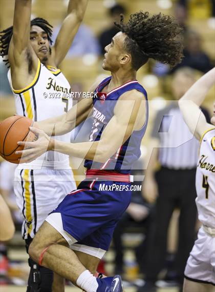 Thumbnail 1 in Park Hills Central vs Fulton (Norm Stewart Classic) photogallery.