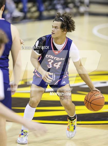 Thumbnail 1 in Park Hills Central vs Fulton (Norm Stewart Classic) photogallery.
