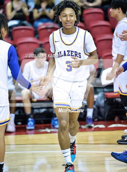 Thumbnail 1 in Durango vs Liberty (NIAA 5A State Finals) photogallery.