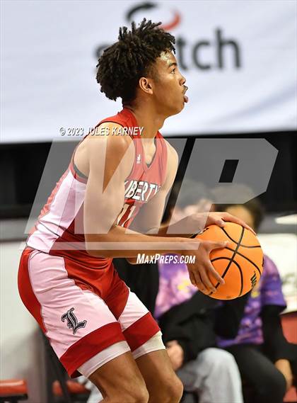 Thumbnail 2 in Durango vs Liberty (NIAA 5A State Finals) photogallery.