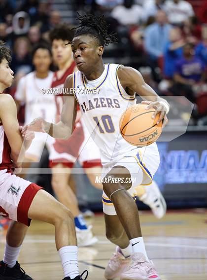 Thumbnail 1 in Durango vs Liberty (NIAA 5A State Finals) photogallery.
