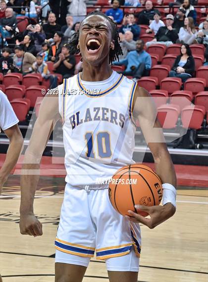 Thumbnail 1 in Durango vs Liberty (NIAA 5A State Finals) photogallery.