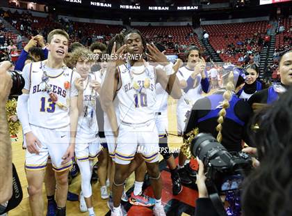 Thumbnail 1 in Durango vs Liberty (NIAA 5A State Finals) photogallery.