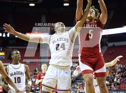 Thumbnail 3 in Durango vs Liberty (NIAA 5A State Finals) photogallery.