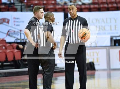 Thumbnail 1 in Durango vs Liberty (NIAA 5A State Finals) photogallery.