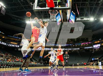 Thumbnail 3 in Jesuit vs. Davis (@Golden 1 Arena) photogallery.