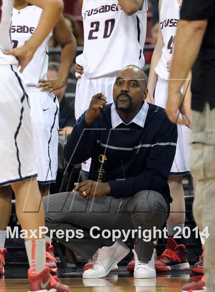 Thumbnail 1 in Santa Barbara vs. Modesto Christian (CIF State D3 Final) photogallery.