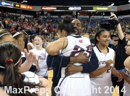 Thumbnail 2 in Santa Barbara vs. Modesto Christian (CIF State D3 Final) photogallery.