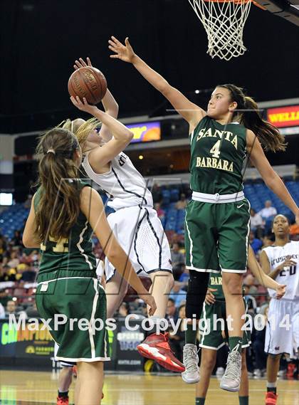 Thumbnail 3 in Santa Barbara vs. Modesto Christian (CIF State D3 Final) photogallery.