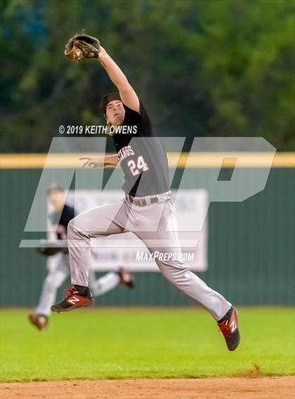 Thumbnail 1 in Creekview @ Newman Smith photogallery.
