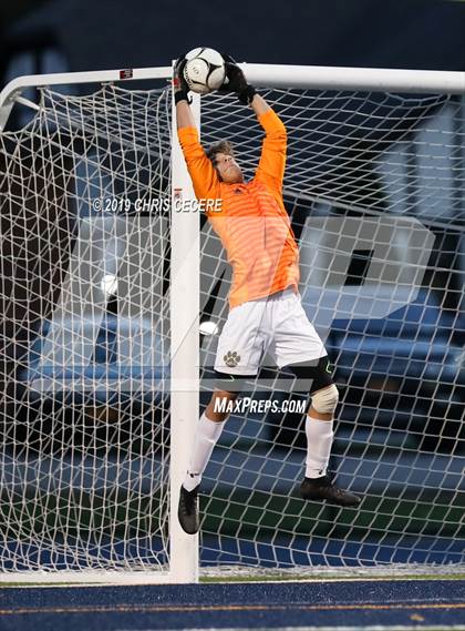 Thumbnail 3 in Sutherland vs. Honeoye Falls-Lima (Section 5 Class A2 Semifinal) photogallery.