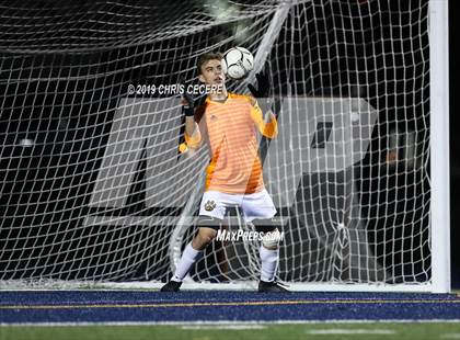 Thumbnail 3 in Sutherland vs. Honeoye Falls-Lima (Section 5 Class A2 Semifinal) photogallery.