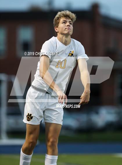 Thumbnail 3 in Sutherland vs. Honeoye Falls-Lima (Section 5 Class A2 Semifinal) photogallery.