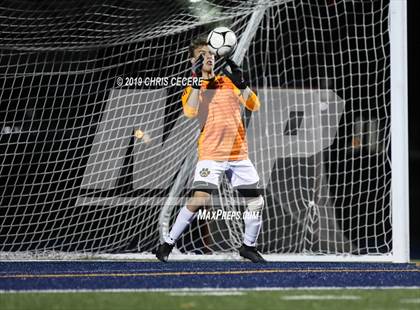 Thumbnail 2 in Sutherland vs. Honeoye Falls-Lima (Section 5 Class A2 Semifinal) photogallery.
