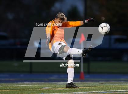 Thumbnail 2 in Sutherland vs. Honeoye Falls-Lima (Section 5 Class A2 Semifinal) photogallery.