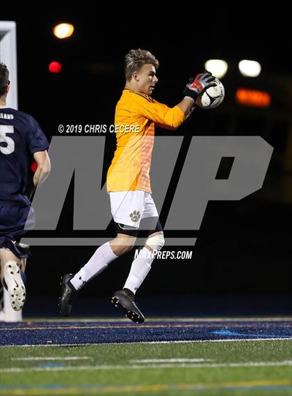 Thumbnail 2 in Sutherland vs. Honeoye Falls-Lima (Section 5 Class A2 Semifinal) photogallery.