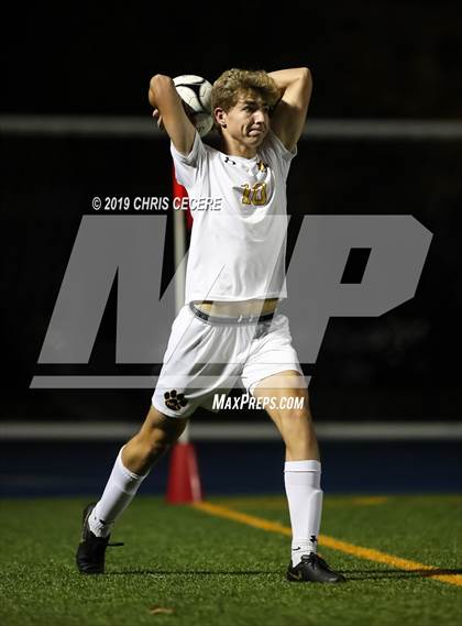 Thumbnail 3 in Sutherland vs. Honeoye Falls-Lima (Section 5 Class A2 Semifinal) photogallery.