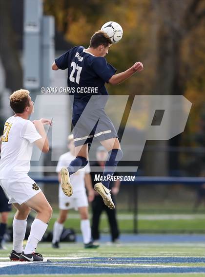 Thumbnail 2 in Sutherland vs. Honeoye Falls-Lima (Section 5 Class A2 Semifinal) photogallery.