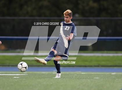 Thumbnail 3 in Sutherland vs. Honeoye Falls-Lima (Section 5 Class A2 Semifinal) photogallery.
