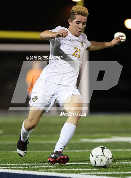 Thumbnail 1 in Sutherland vs. Honeoye Falls-Lima (Section 5 Class A2 Semifinal) photogallery.