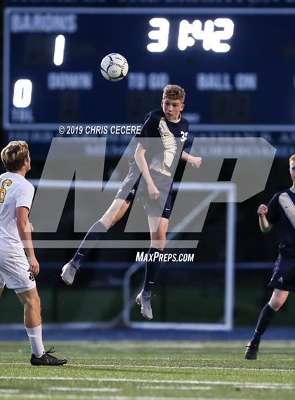 Thumbnail 1 in Sutherland vs. Honeoye Falls-Lima (Section 5 Class A2 Semifinal) photogallery.