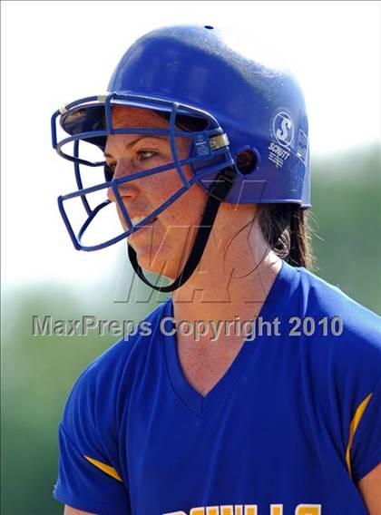 Thumbnail 1 in Gloucester City vs Pennsville (NJSIAA South Group 1 Semifinal)  photogallery.